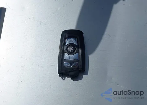 2014 Rolls-Royce Ghost z USA, uszkodzony, nr VIN SCA664S59EUX52800